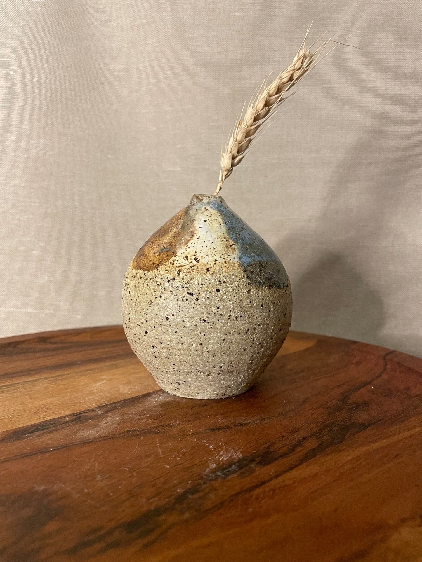 Ichirin Bud Vase